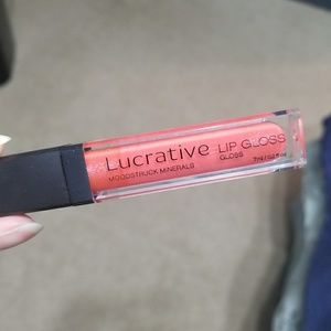 Younique Lucrative Lip Gloss